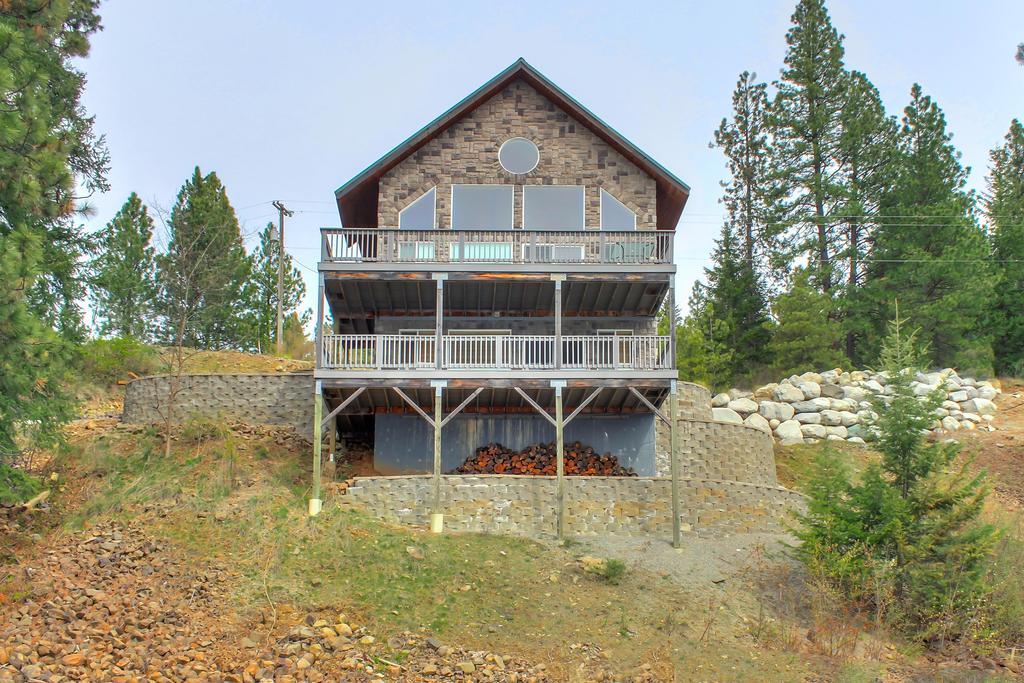 Отель Beautiful Lake Coeur D'Alene Cabin On The Bay Mica Экстерьер фото