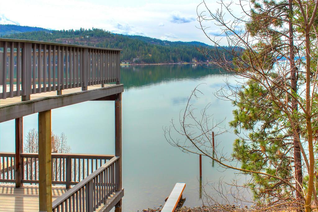 Отель Beautiful Lake Coeur D'Alene Cabin On The Bay Mica Экстерьер фото