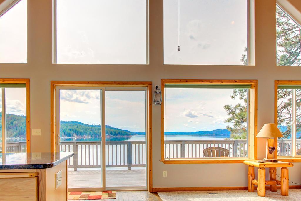 Отель Beautiful Lake Coeur D'Alene Cabin On The Bay Mica Экстерьер фото